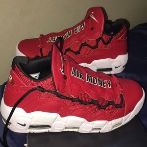 Nike shoes brand new